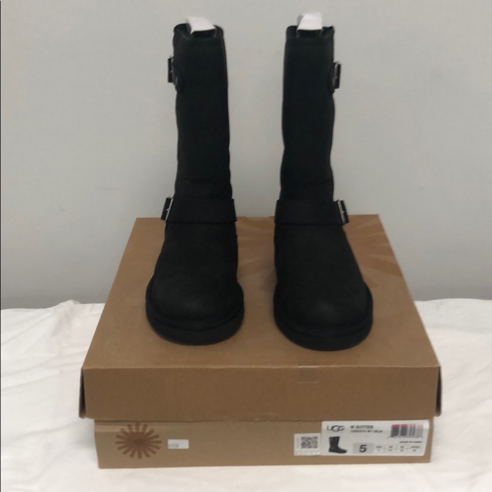 UGG Sutter,Authentic, Never been used, overstock